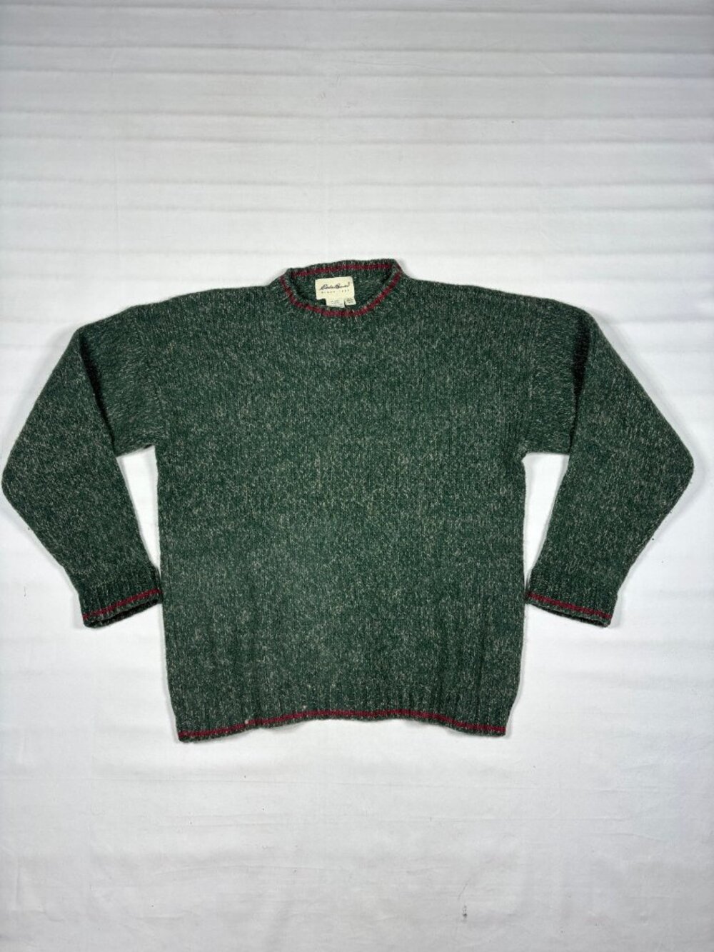 Eddie Bauer VTG 90s Marled Wool Crewneck Sweater Red Trim Green Mens L